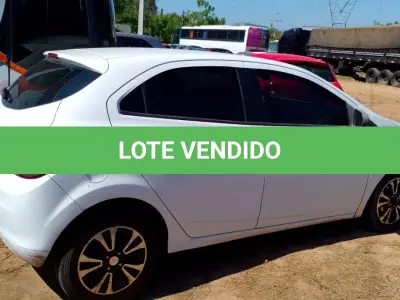 LOTE 013 - CHEVROLET ONIX 10MT 2017