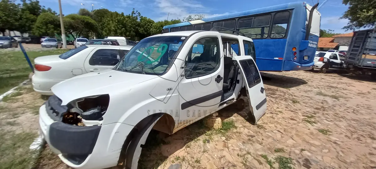 LOTE 009 - SUCATA FIAT DOBLÔ 1.4