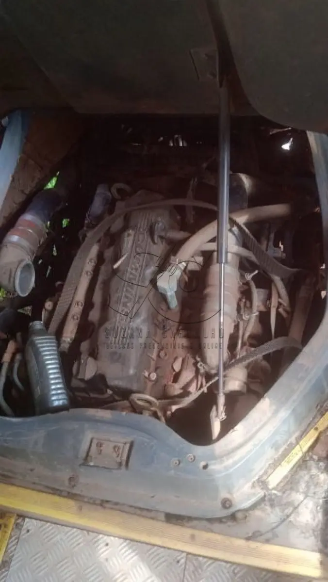 LOTE 011 - Microônibus Escolar Marcopolo/Volare V8l EO, placa OEI-4245, a diesel, ano fab/mod. 2012/2013, cor amarela, chassi 93PB54M10DC043161, Renavam 506206807. (Transferência por Declaração - S/CRV). DPVAT R$ 8,08/ MULTAS R$ 145,11