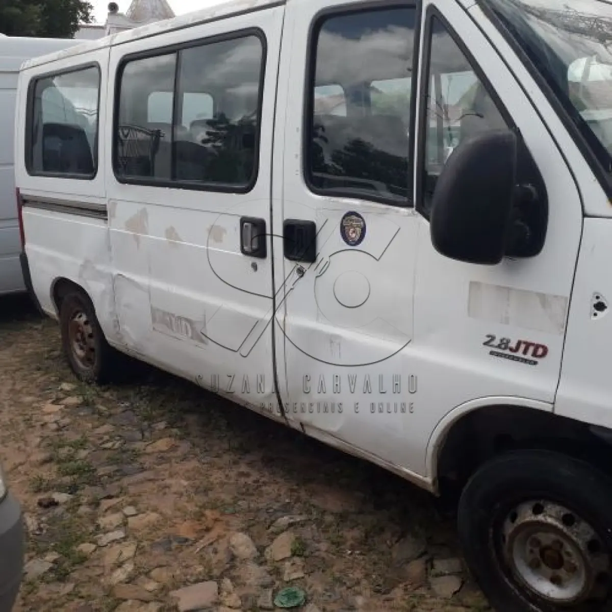 LOTE 013 - AMBULÂNCIA FIAT DUCATO
