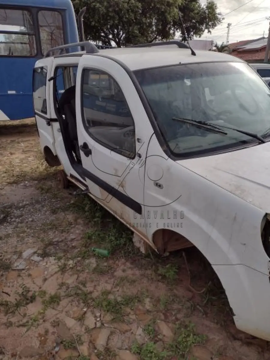 LOTE 009 - SUCATA FIAT DOBLÔ 1.4