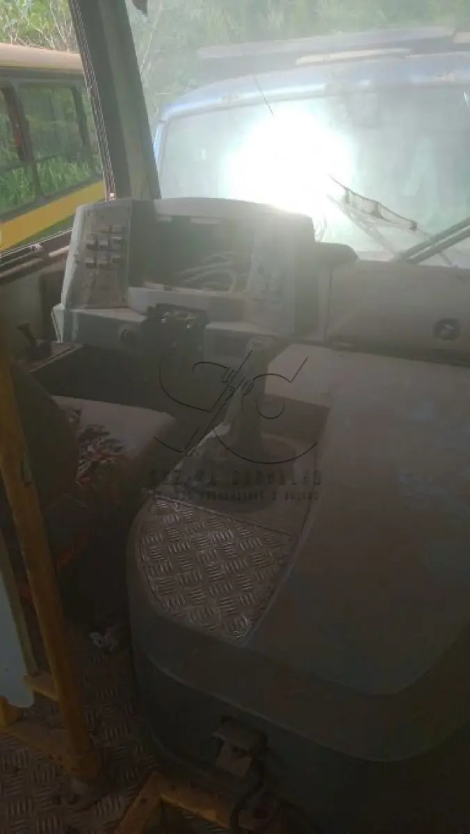 LOTE 014 - VW/ 15.190, Ônibus escolar, cor amarela, placa OUA-0376, a diesel, ano fab/mod. 2012, chassi 9532E82W3CR251469, Renavam 506206300 (Transferência por Declaração - S/CRV). DPVAT R$ 8,08