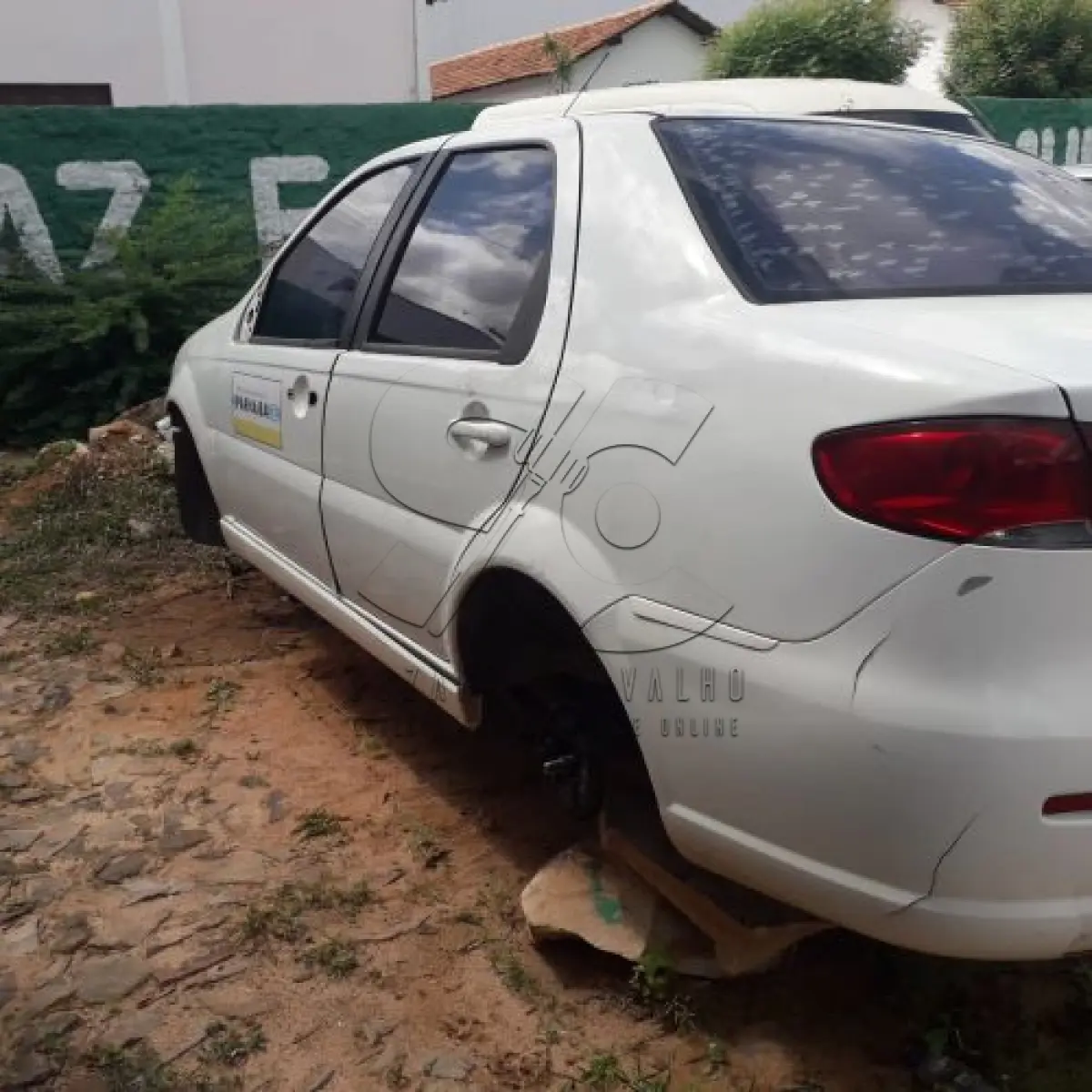 LOTE 005 - SUCATA FIAT SIENA FLEX