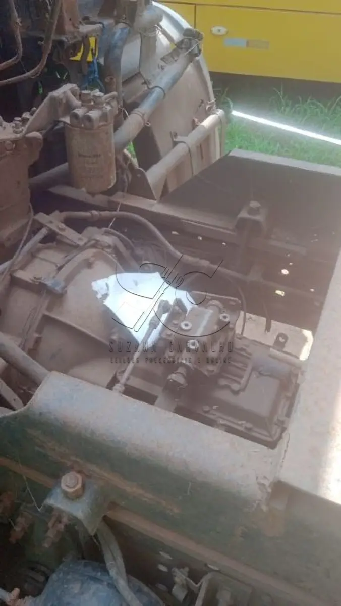 LOTE 016 - Caçamba VW/ 13-180, cor azul, placa LWE-4524, a diesel, cor azul, ano fab/mod. 2000/2001, chassi 9BWX2VHP31RY17974, Renavam 762429852. (Transferência por Declaração - S/CRV). DPVAT R$ 5,76 + MULTAS R$ 127,69