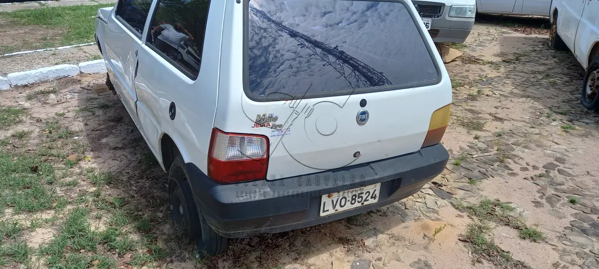 LOTE 003 - SUCATA FIAT UNO FLEX