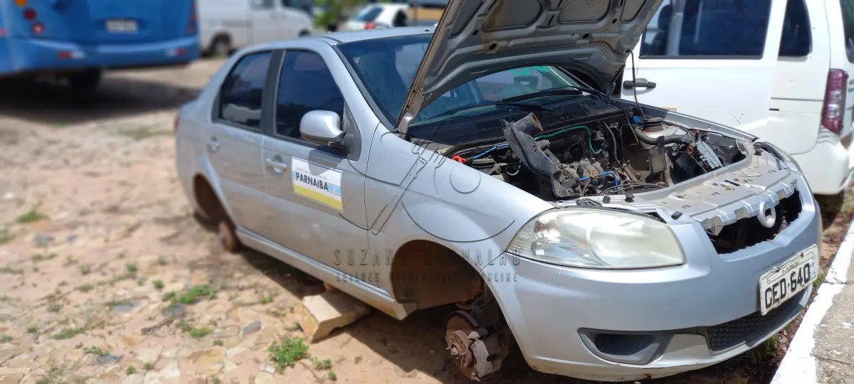 LOTE 006 - FIAT SIENA FLEX