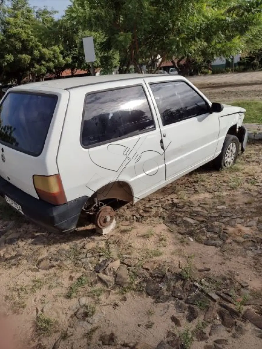 LOTE 003 - SUCATA FIAT UNO FLEX