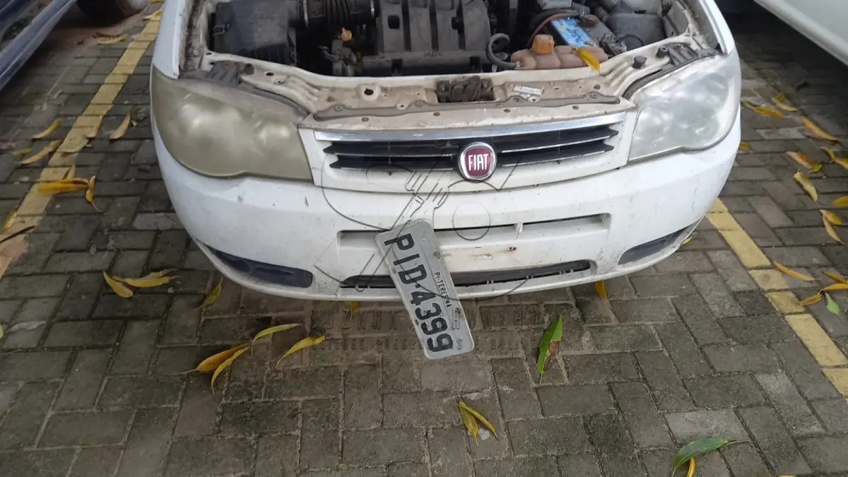 LOTE 006 - PÁLIO FIRE EM PARNAÍBA