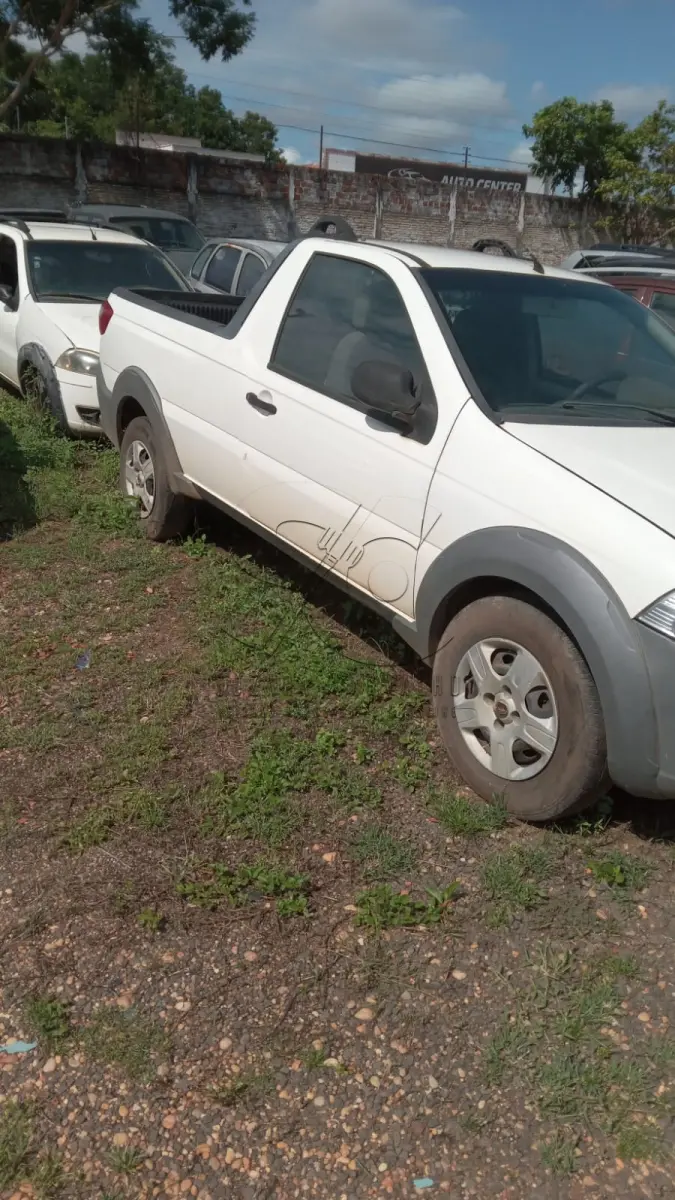 LOTE 002 - VEÍCULO FIAT EM FLORIANO/PI