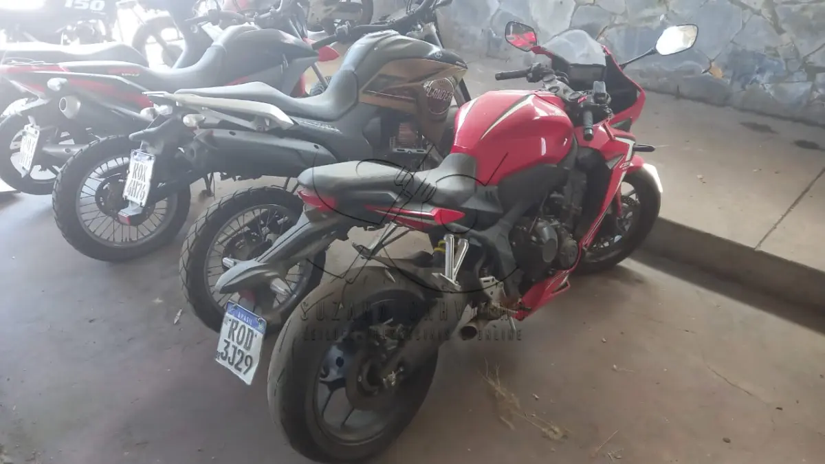 LOTE 004 - MOTO HONDA