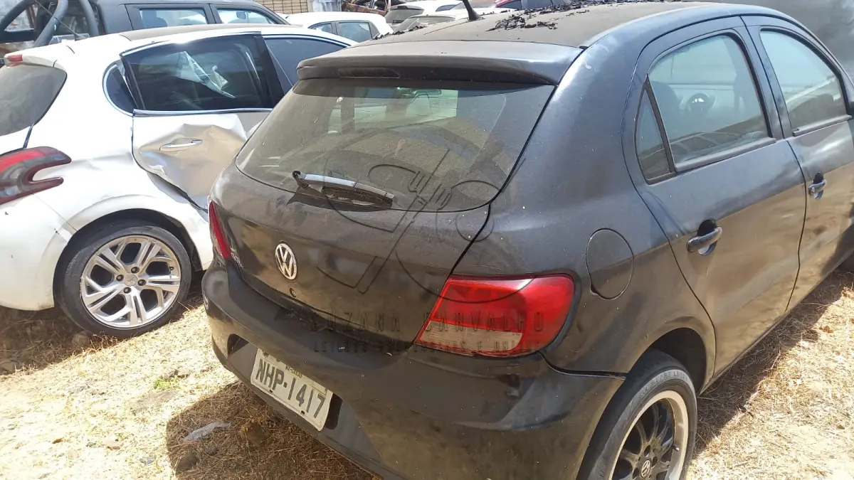 LOTE 004 - VEÍCULO VW