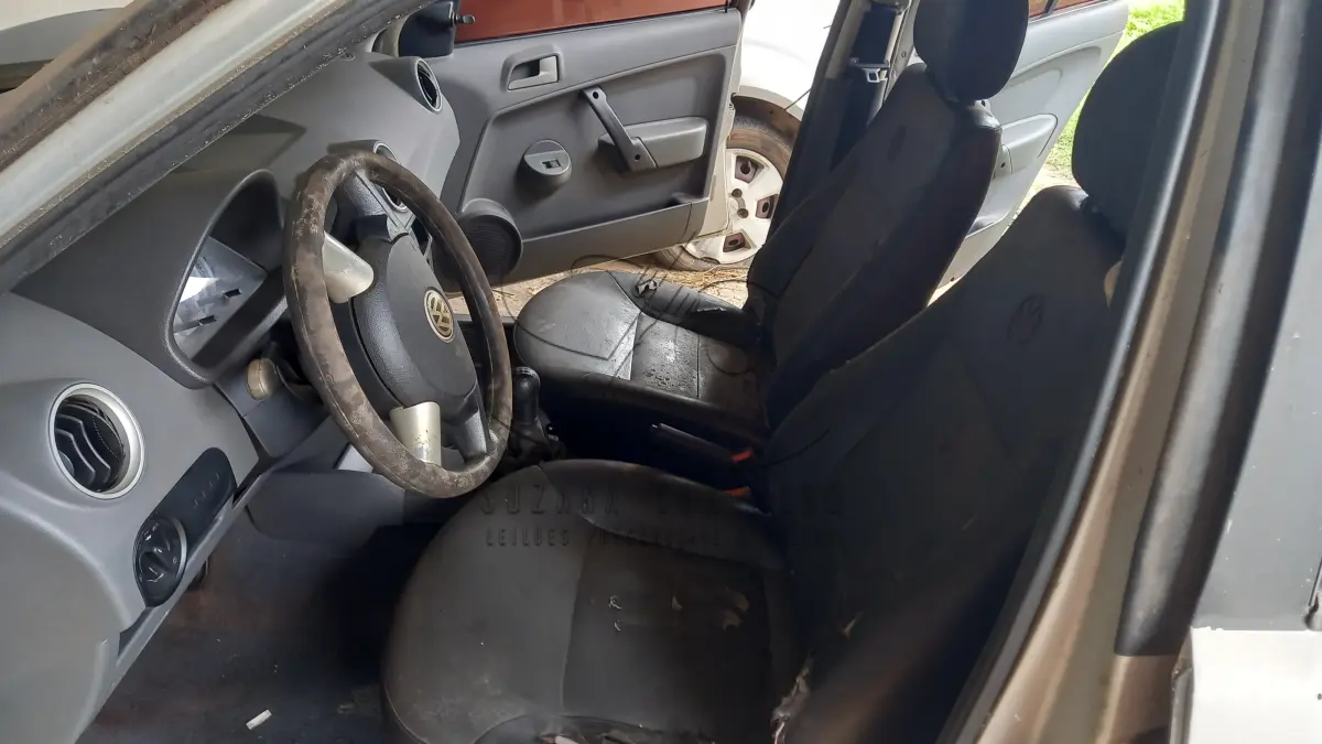 LOTE 003 - GOL 1.6 POWER