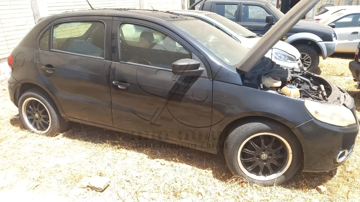 LOTE 004 - VEÍCULO VW