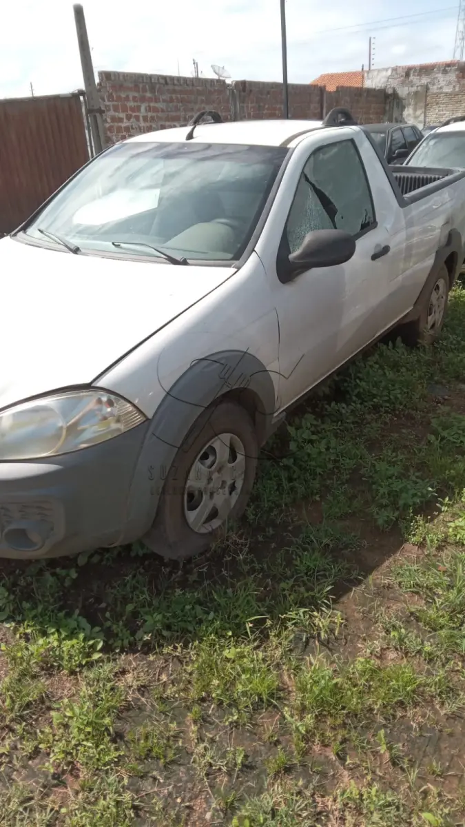 LOTE 002 - VEÍCULO FIAT EM FLORIANO/PI