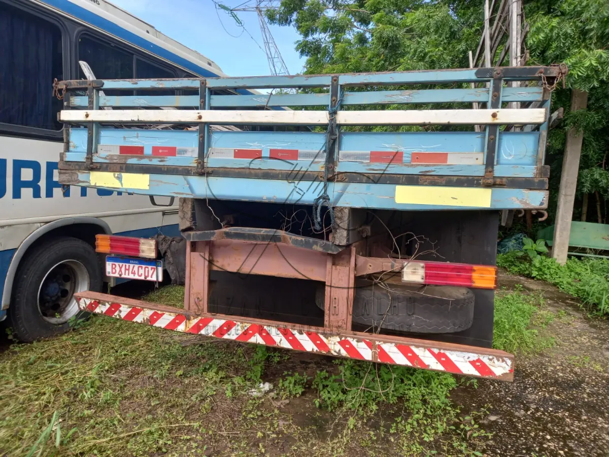 LOTE 003 - VEÍCULO M. BENZ