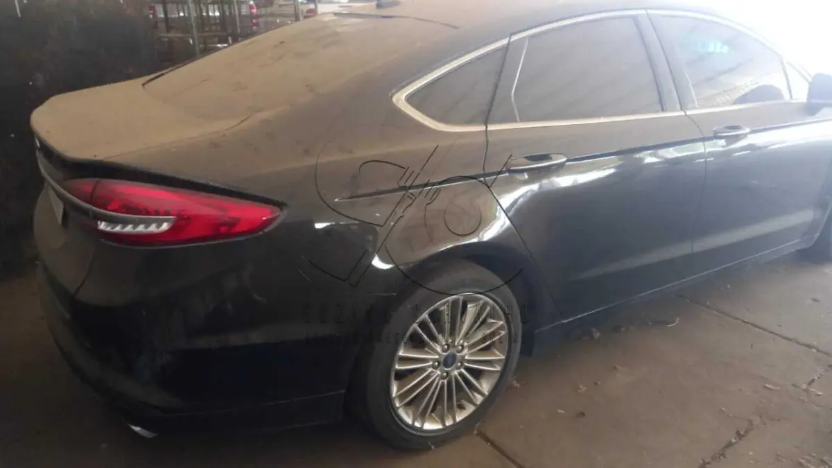 LOTE 001 - VEÍCULO FORD