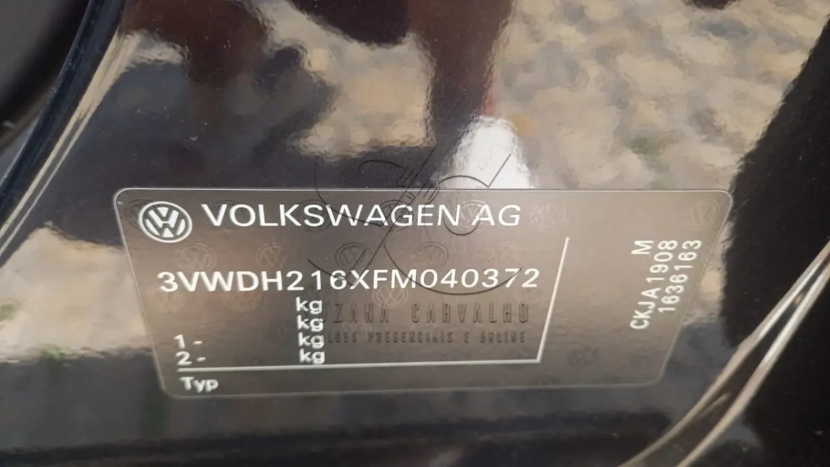 LOTE 006 - VEÍCULO VW