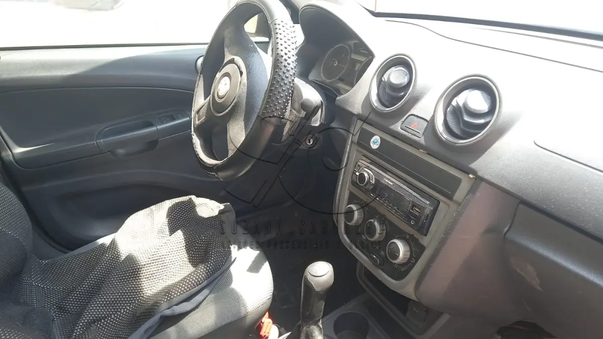 LOTE 004 - VEÍCULO VW