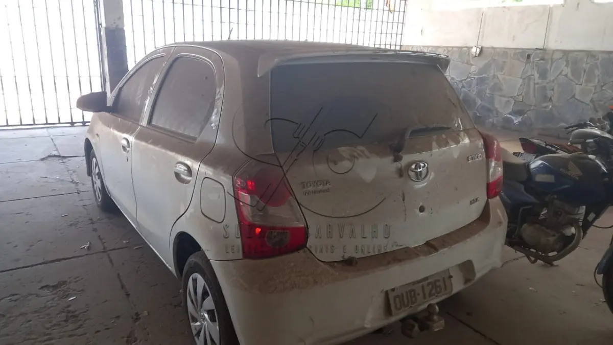 LOTE 003 - VEÍCULO TOYOTA ETIOS X 13L