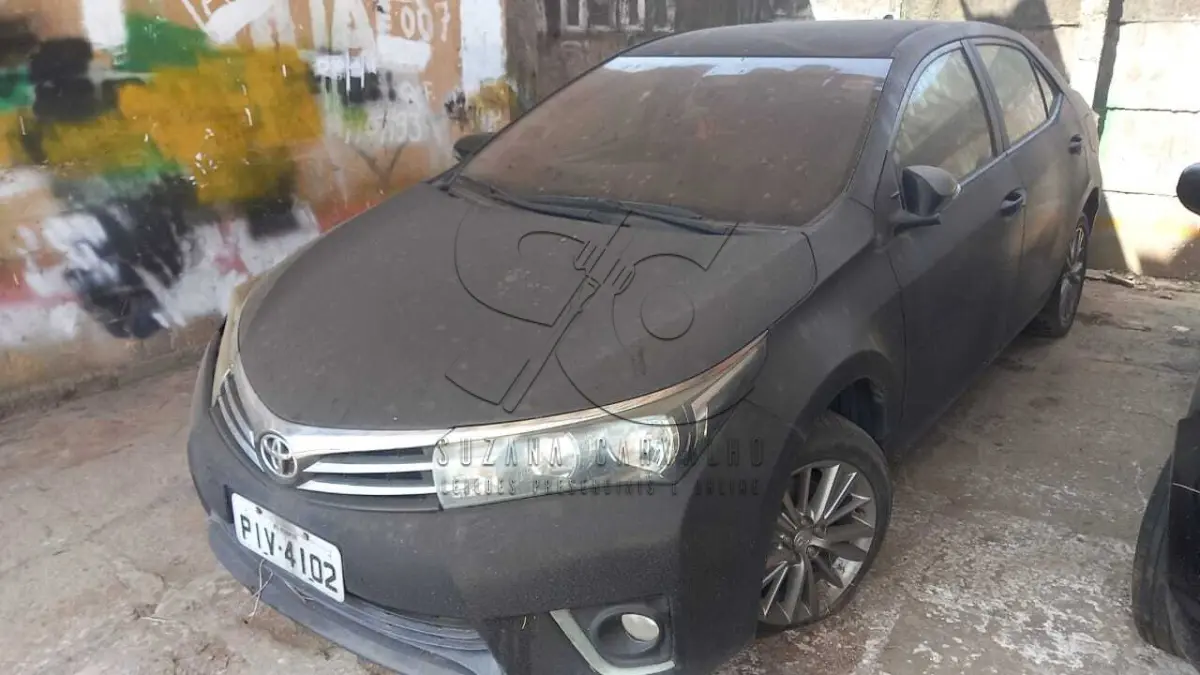 LOTE 002 - VEÍCULO TOYOTA