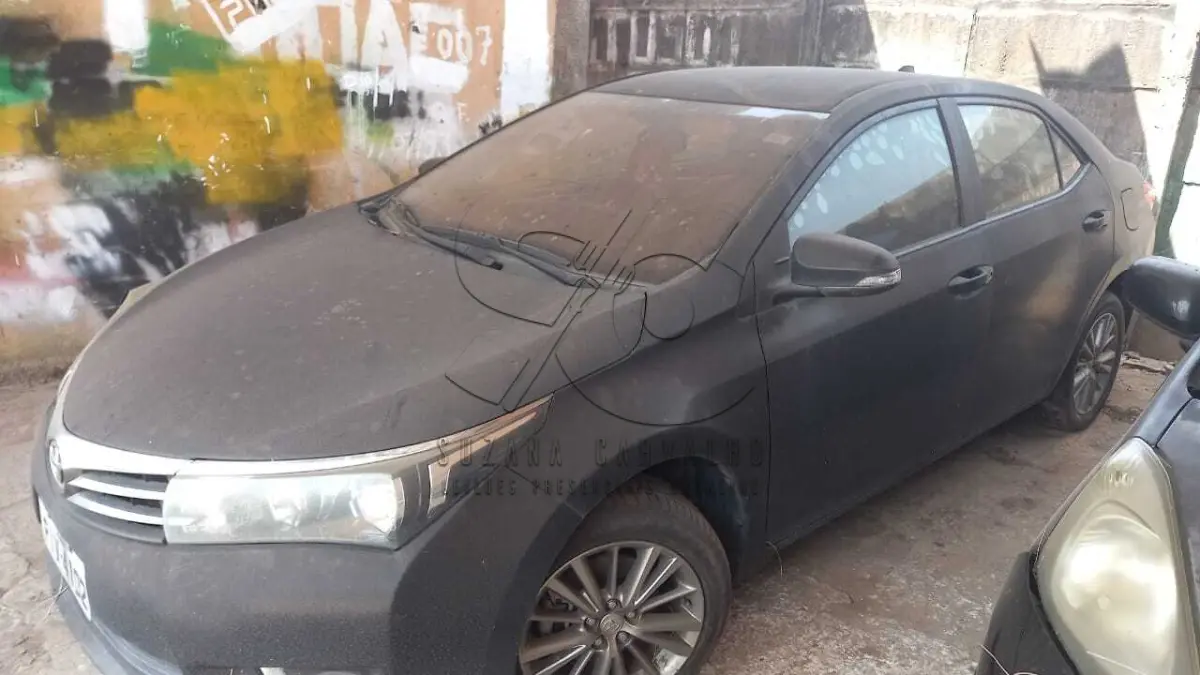 LOTE 002 - VEÍCULO TOYOTA