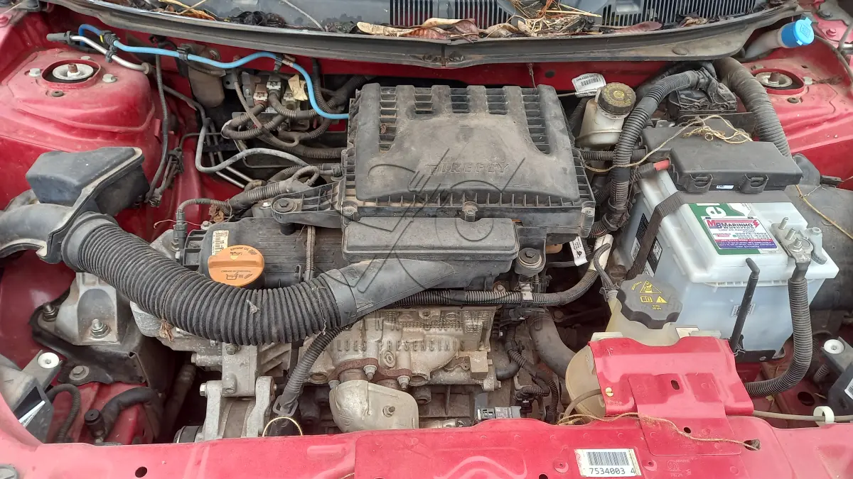 LOTE 002 - ARGO DRIVE 1.3