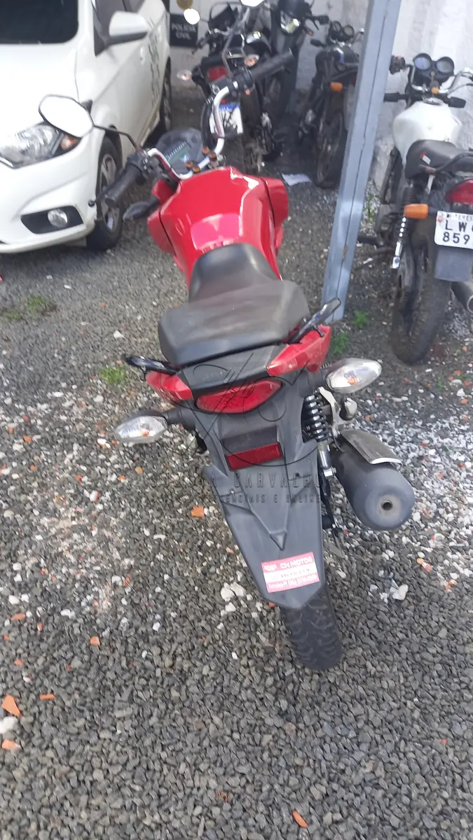 LOTE 007 - MOTO HONDA