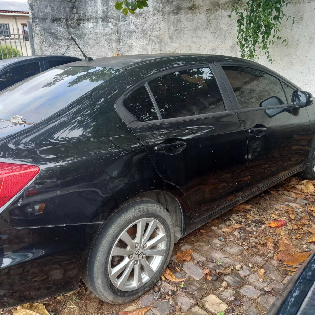 LOTE 004 - HONDA/CIVIC LXR