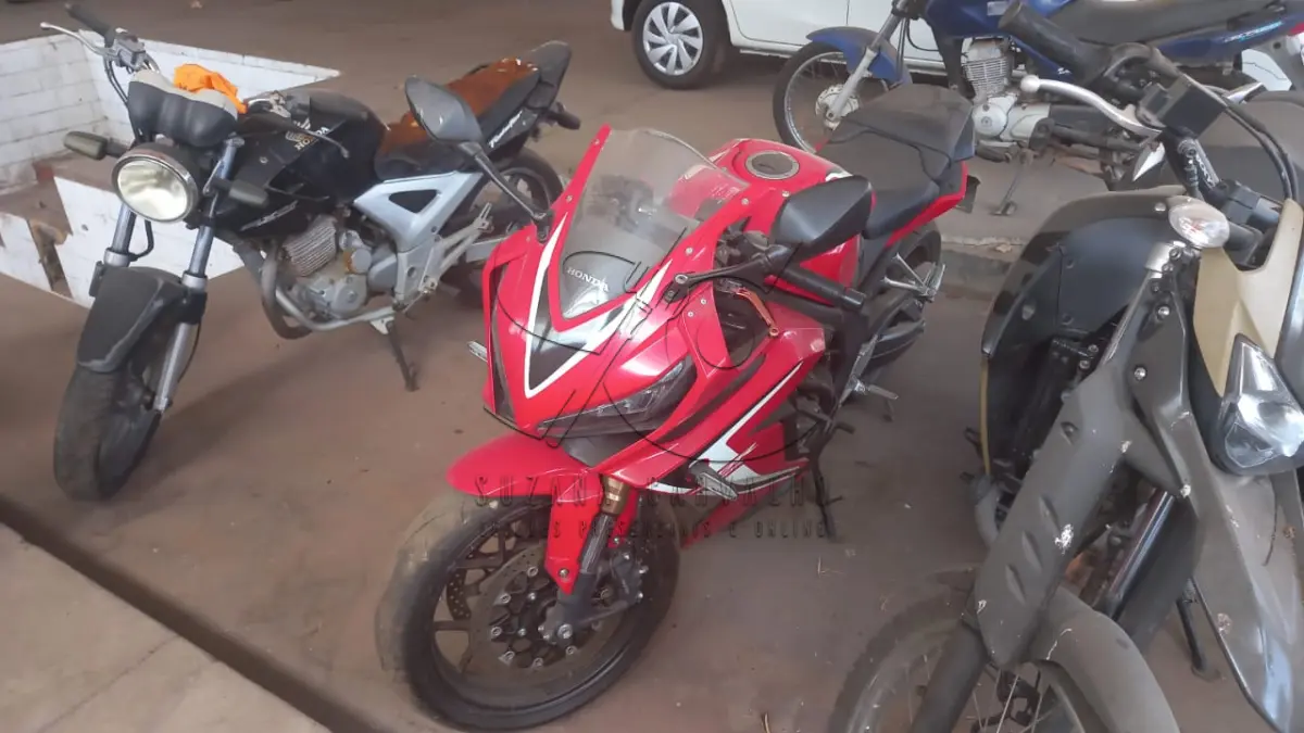 LOTE 004 - MOTO HONDA