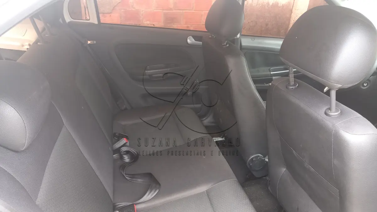 LOTE 002 - VEÍCULO VW NOVO GOL TL