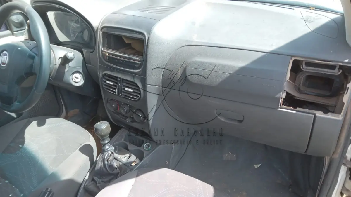 LOTE 002 - VEÍCULO FIAT EM FLORIANO/PI