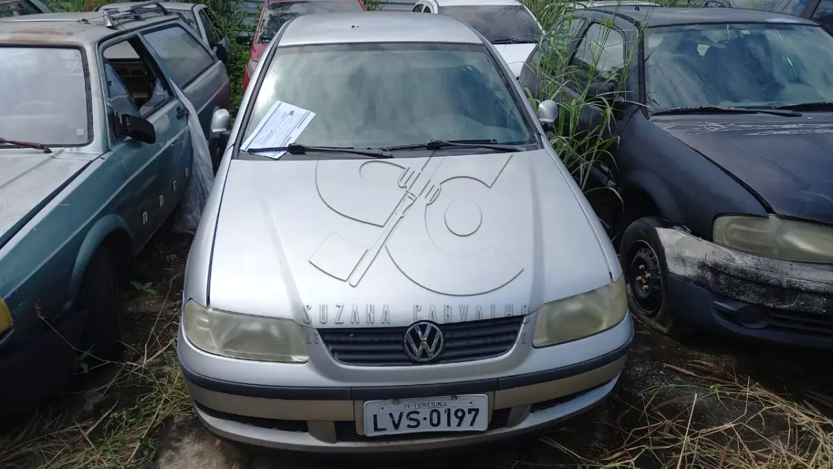 LOTE 009 - VEÍCULO VW