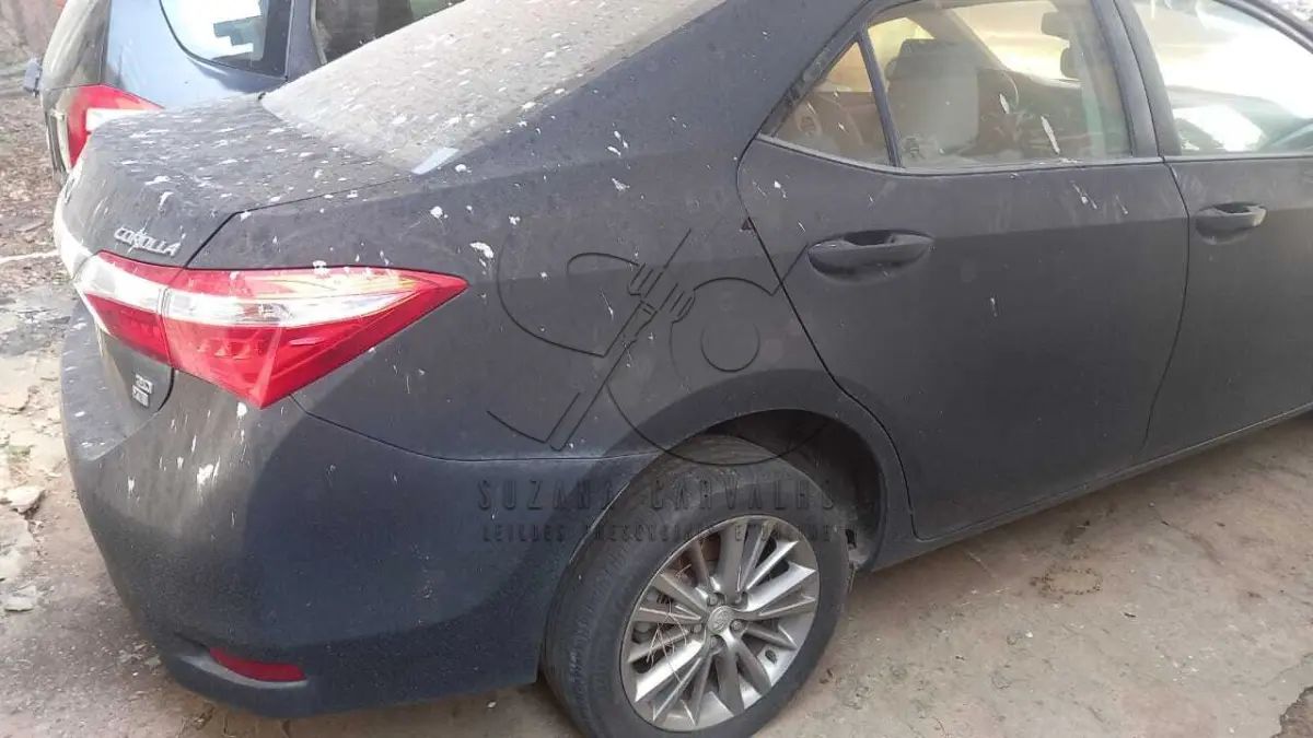 LOTE 002 - VEÍCULO TOYOTA