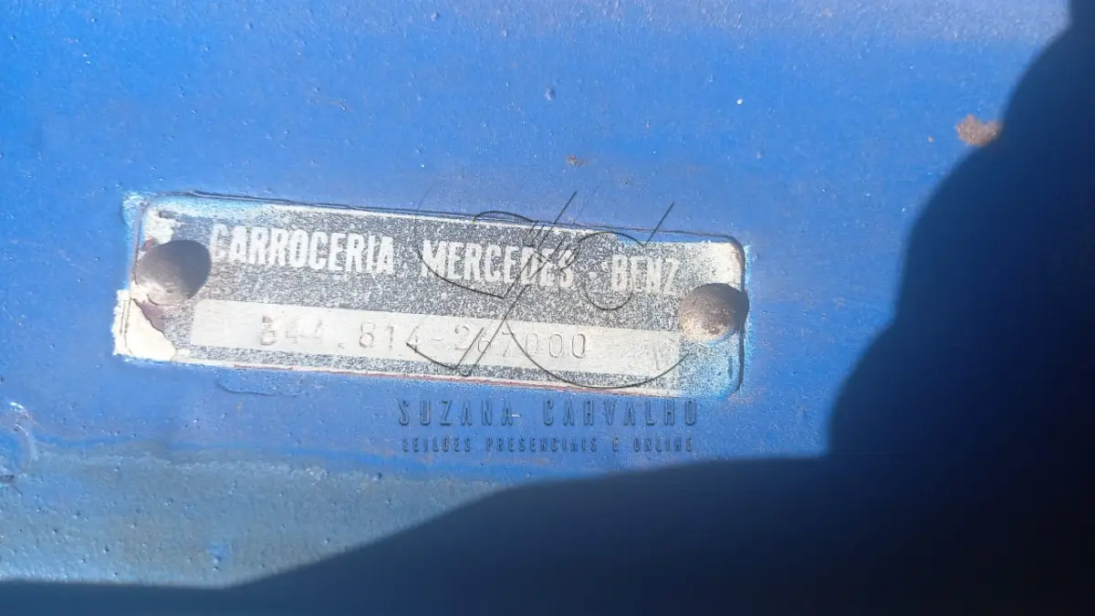 LOTE 001 - SUCATA M. BENZ