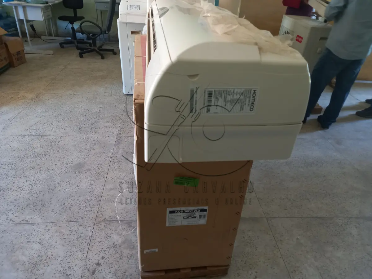 LOTE 007 -  MOBILIÁRIOS