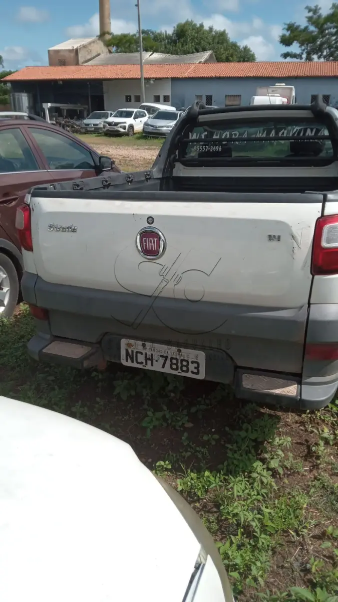 LOTE 002 - VEÍCULO FIAT EM FLORIANO/PI
