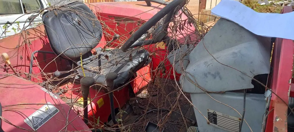 LOTE 013 - TRATOR (REPARTIDO)