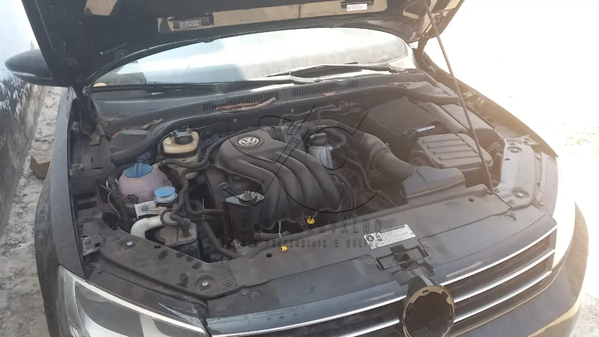 LOTE 006 - VEÍCULO VW