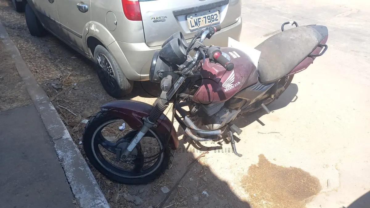 LOTE 006 - MOTO HONDA
