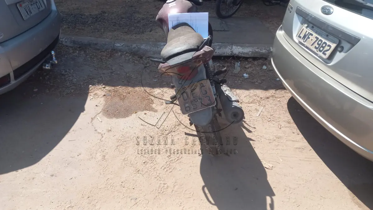 LOTE 006 - MOTO HONDA