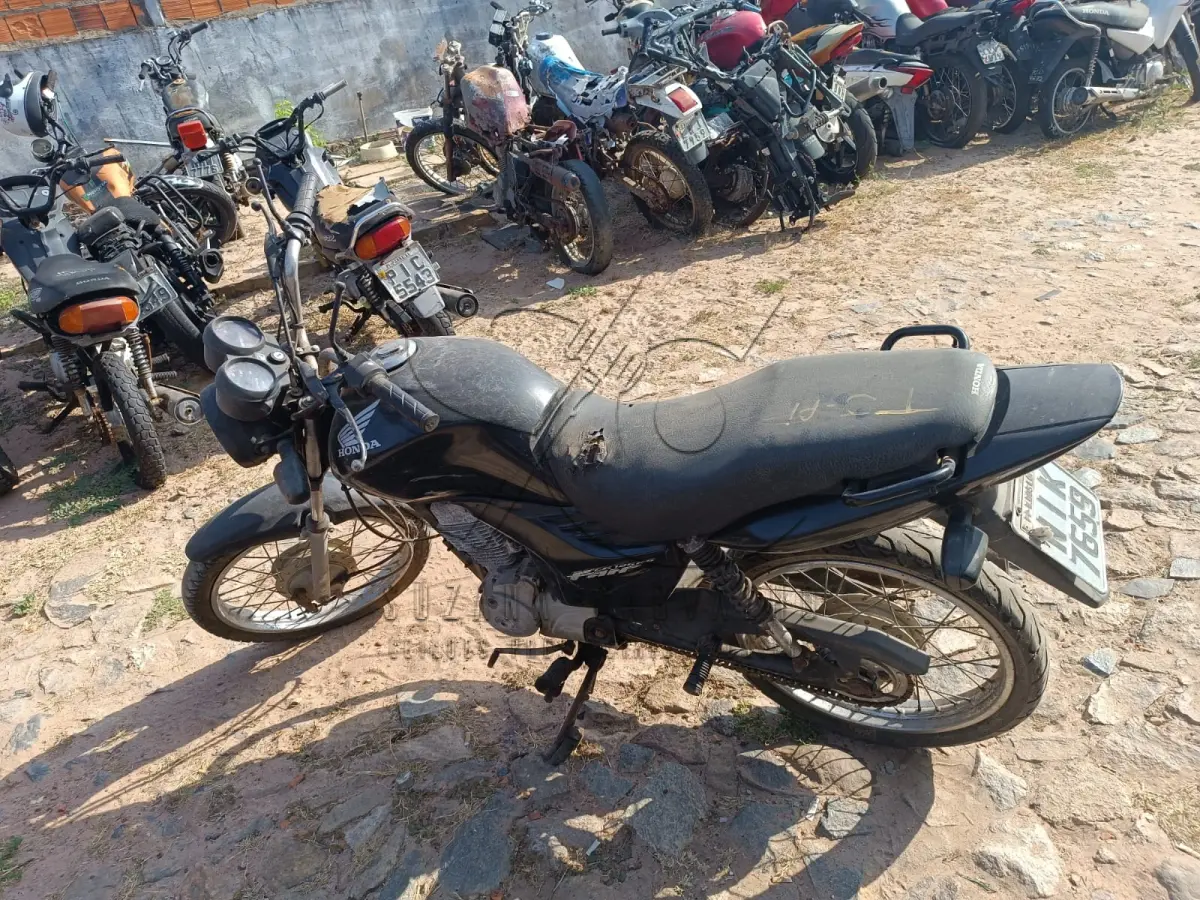 LOTE 001 - MOTO HONDA EM PARNAÍBA/PI