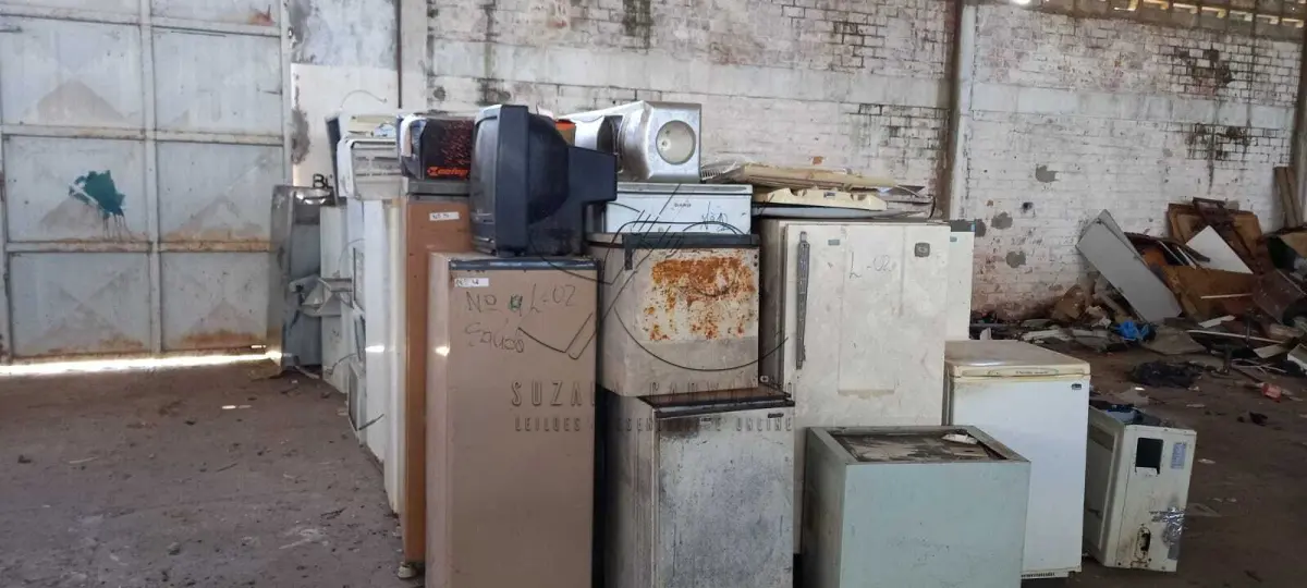 LOTE 002 - SUCATAS DIVERSAS