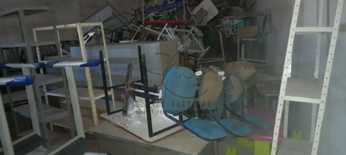 LOTE 010 - SUCATAS DIVERSAS