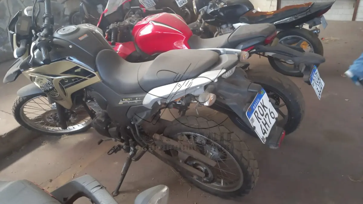 LOTE 005 - MOTO YAMAHA