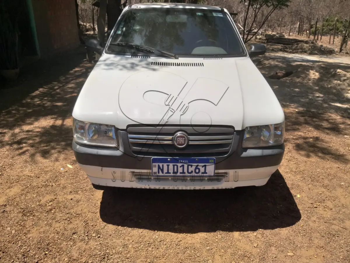 LOTE 015 - FIAT UNO
