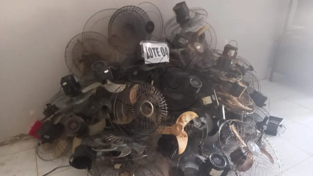 LOTE 004 - MATERIAIS DIVERSOS