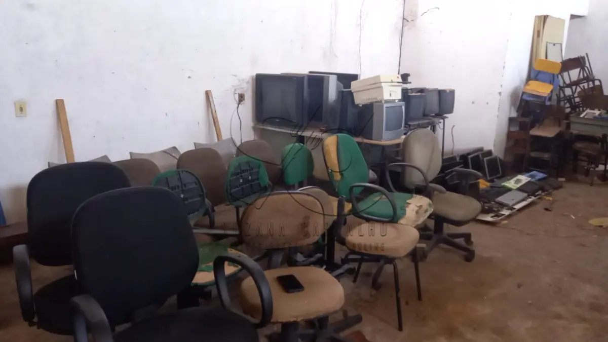 LOTE 005 - MATERIAIS DIVERSOS