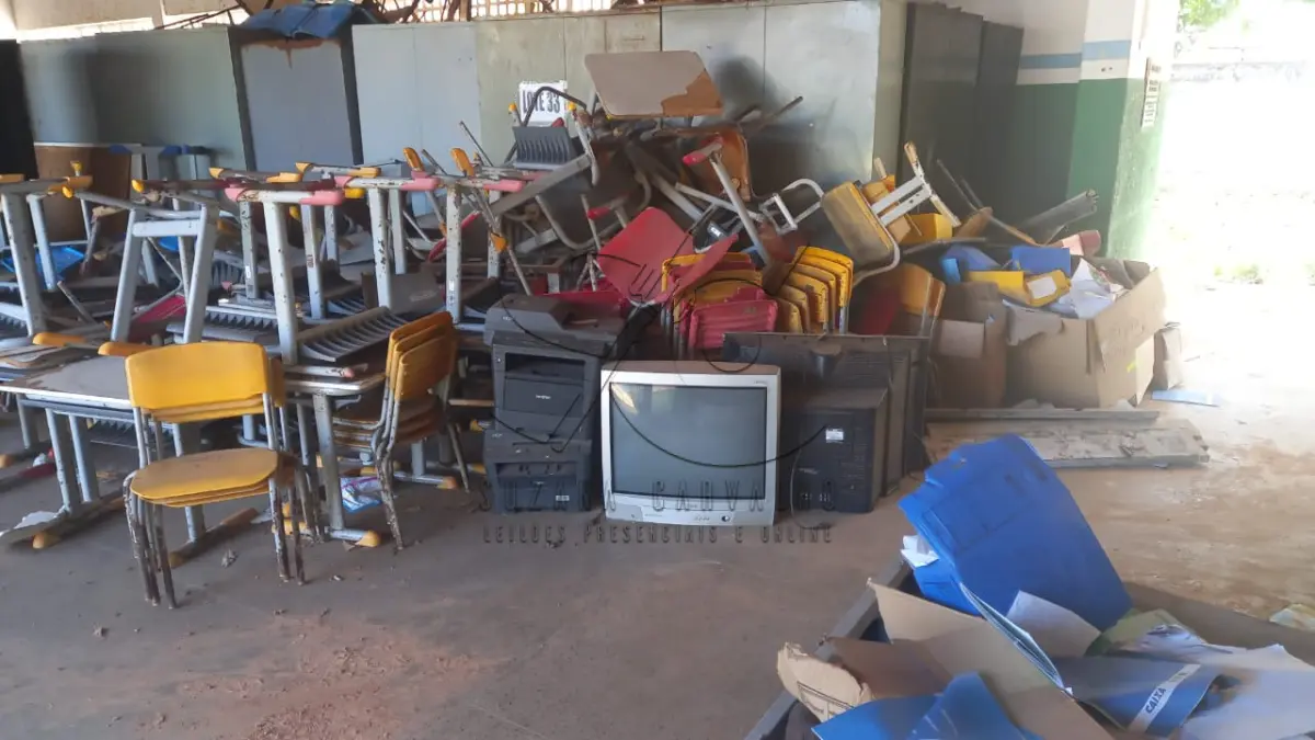 LOTE 033 - MATERIAIS DIVERSOS