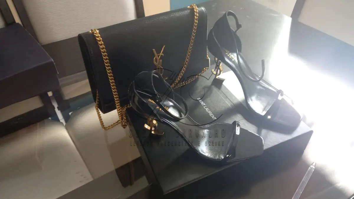 LOTE 002 - BOLSA/SANDÁLIA S.LAURENT ORIGINAIS