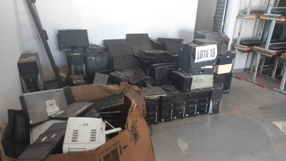 LOTE 019 - MATERIAIS DIVERSOS